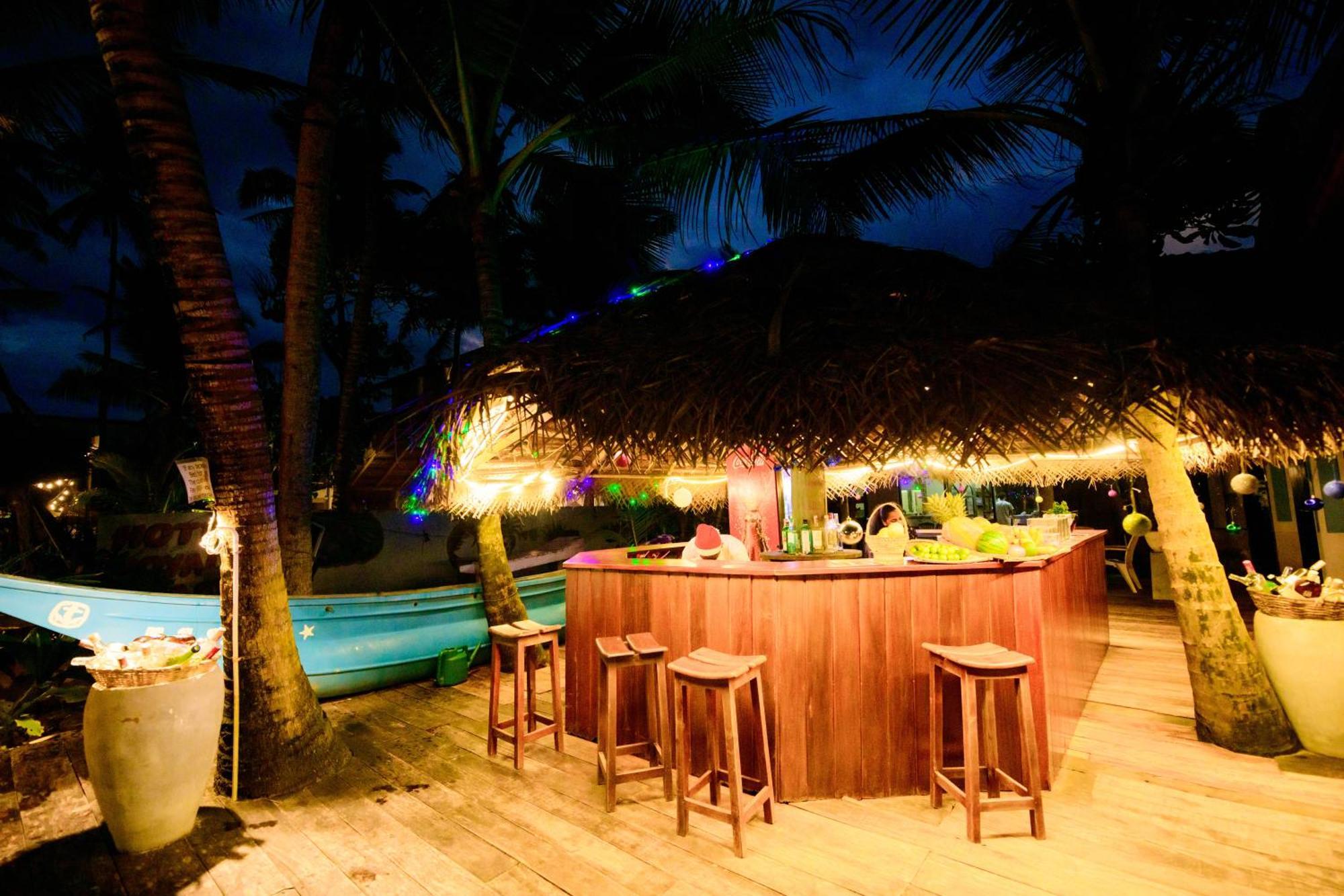 Royal Beach Hotel & Restaurant هيكادوفا المظهر الخارجي الصورة
