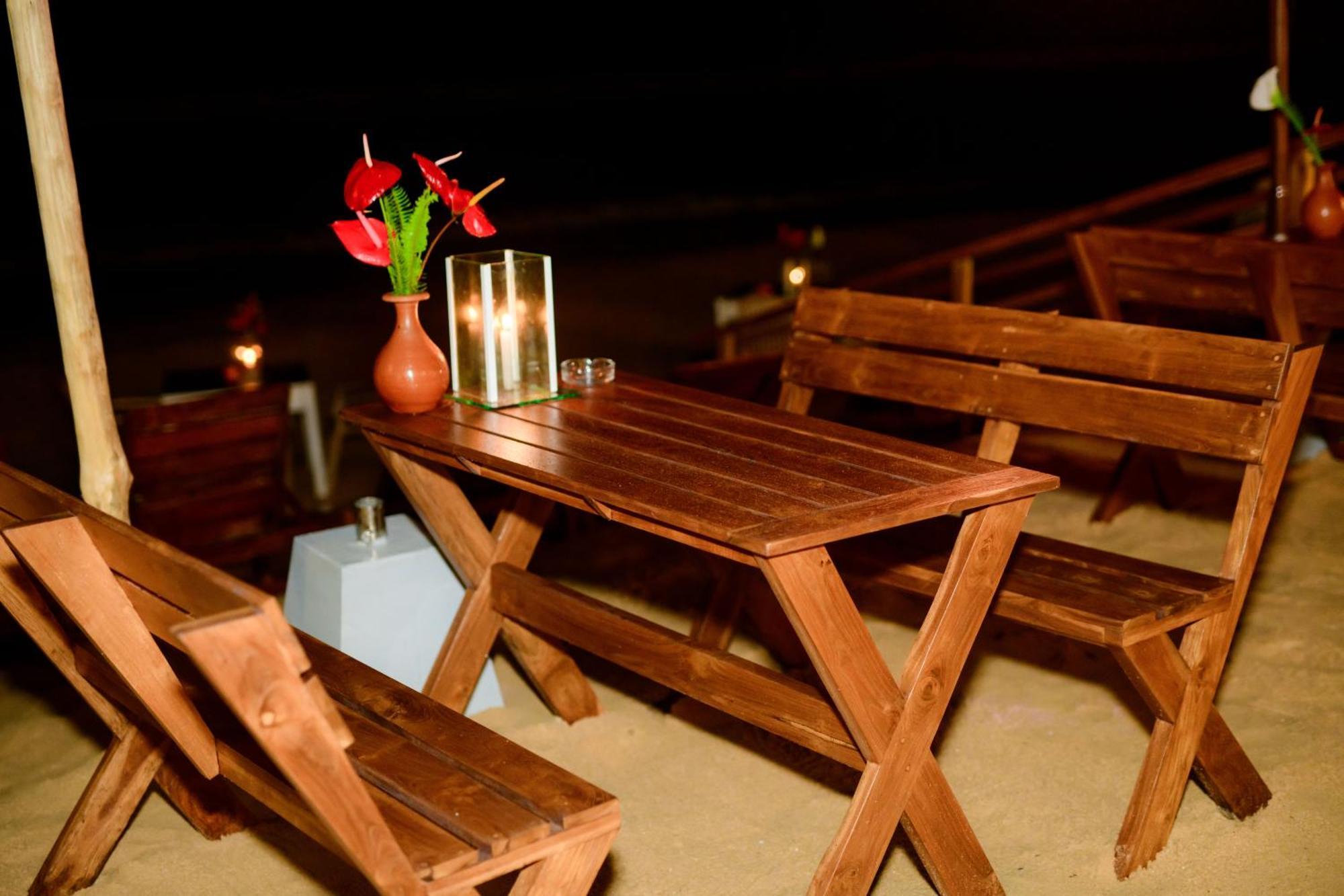 Royal Beach Hotel & Restaurant هيكادوفا المظهر الخارجي الصورة