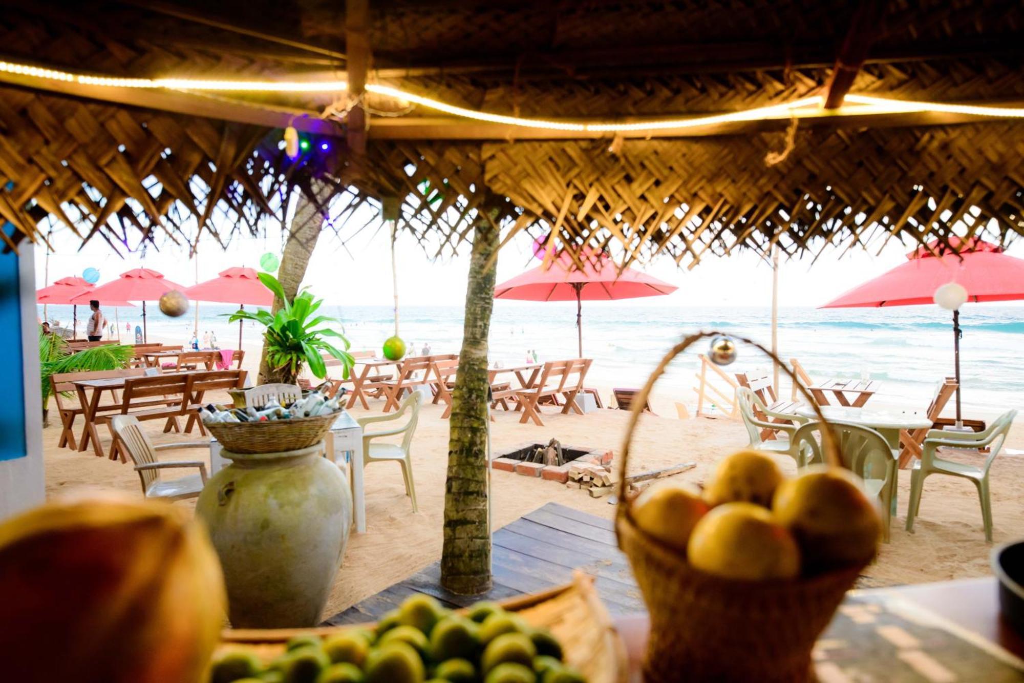 Royal Beach Hotel & Restaurant هيكادوفا المظهر الخارجي الصورة