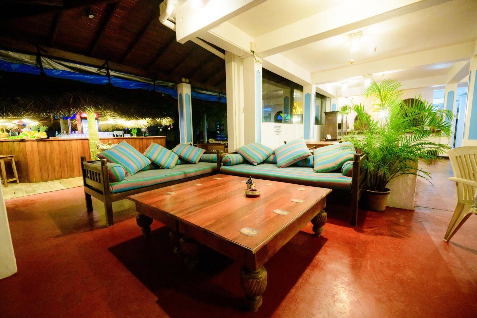 Royal Beach Hotel & Restaurant هيكادوفا المظهر الخارجي الصورة