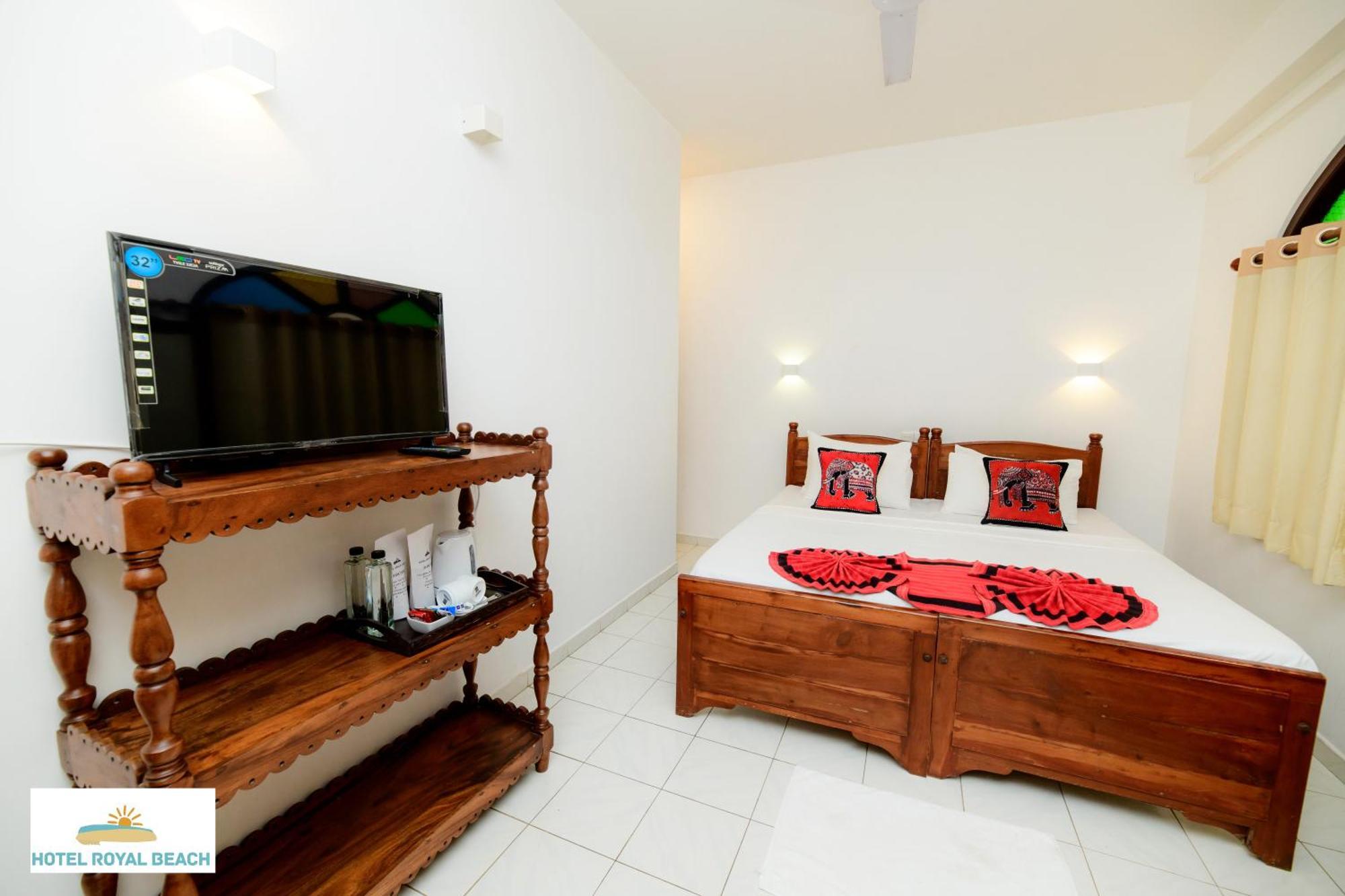 Royal Beach Hotel & Restaurant هيكادوفا المظهر الخارجي الصورة